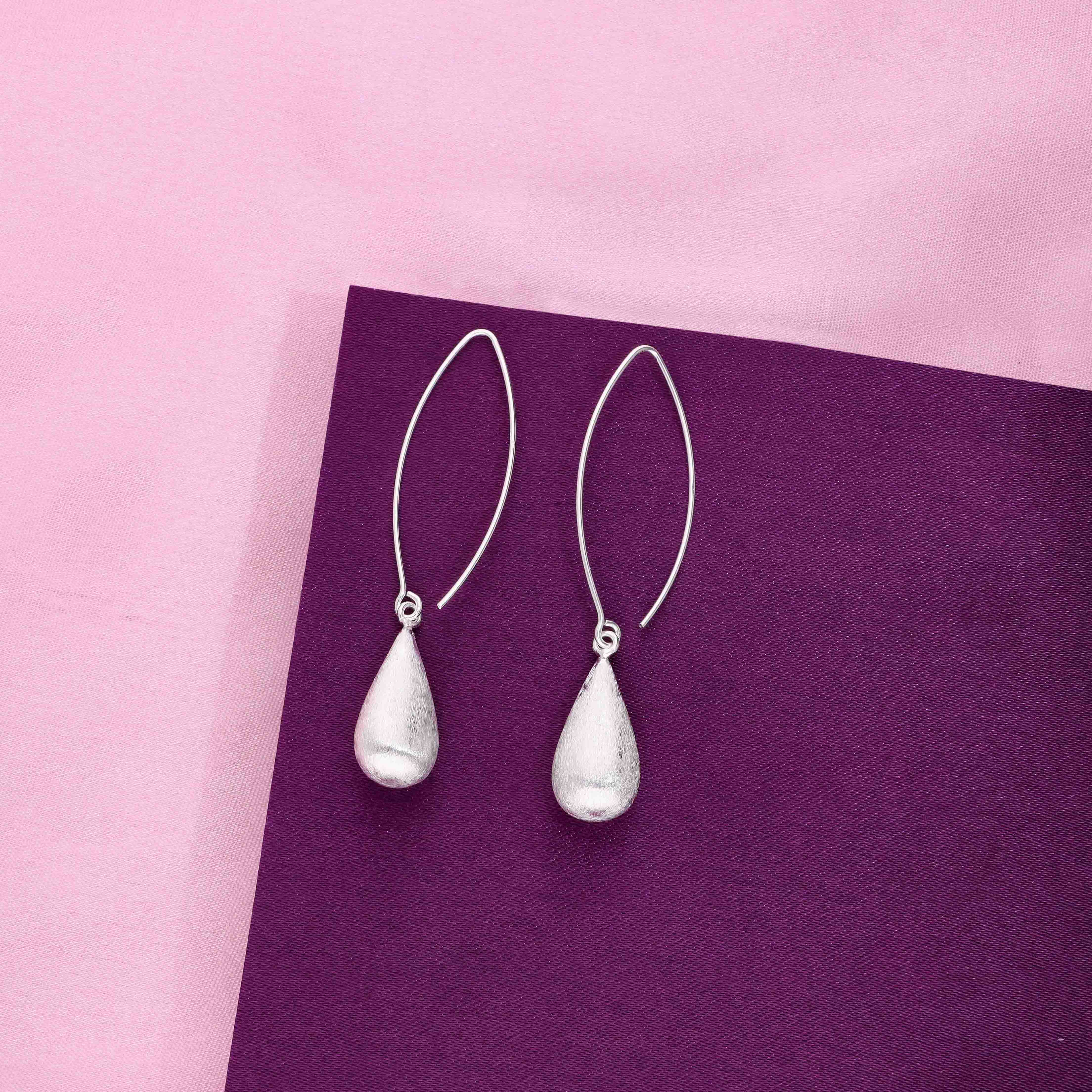 Sparkling Spheres Dangler Silver Earrings