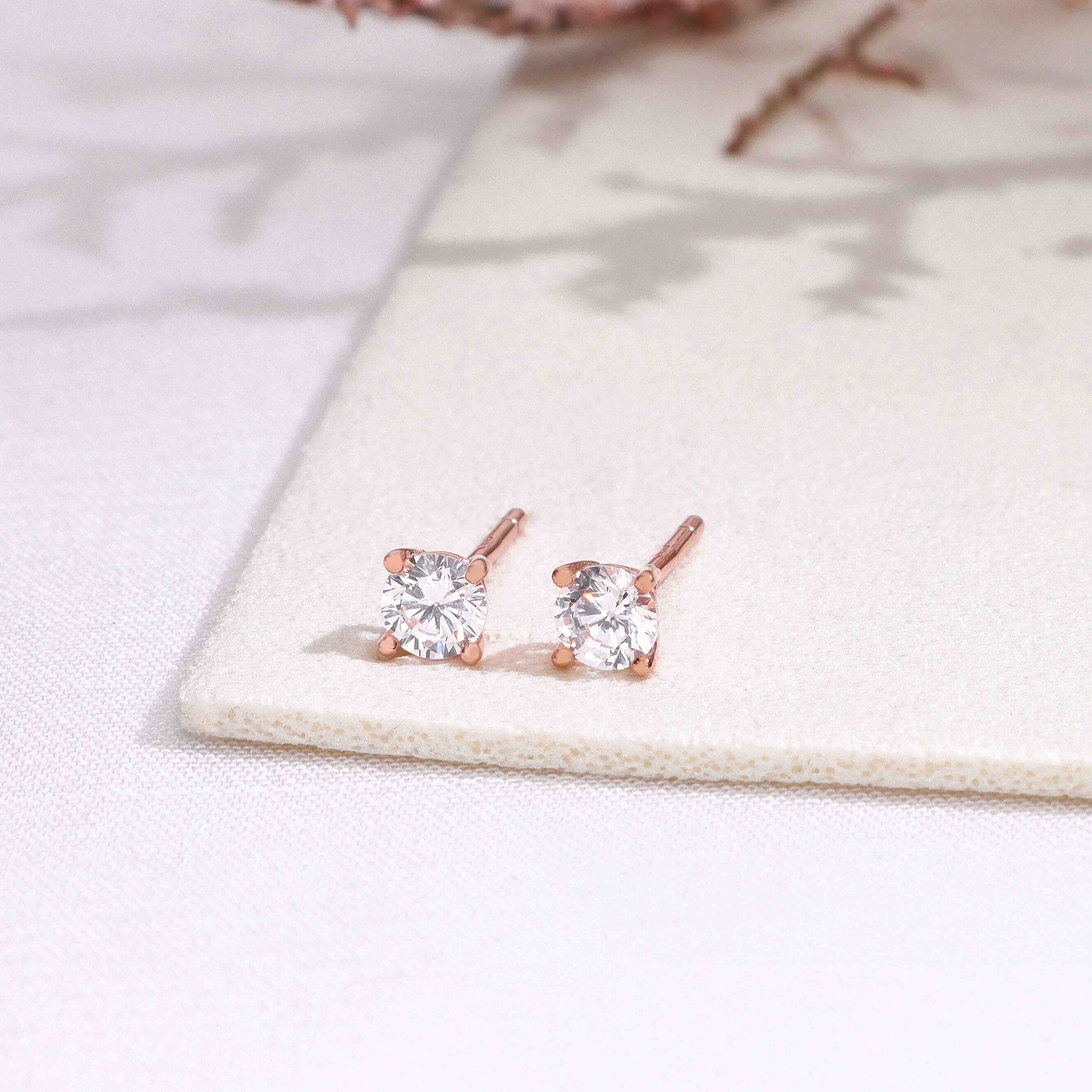 Single Solitaire Zircon Casual Silver Studs Earrings - Image 2